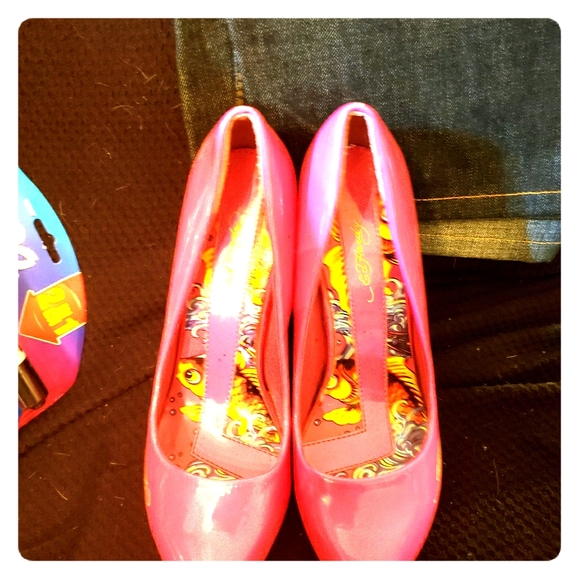 ED HARDY HEELS - Picture 1 of 1